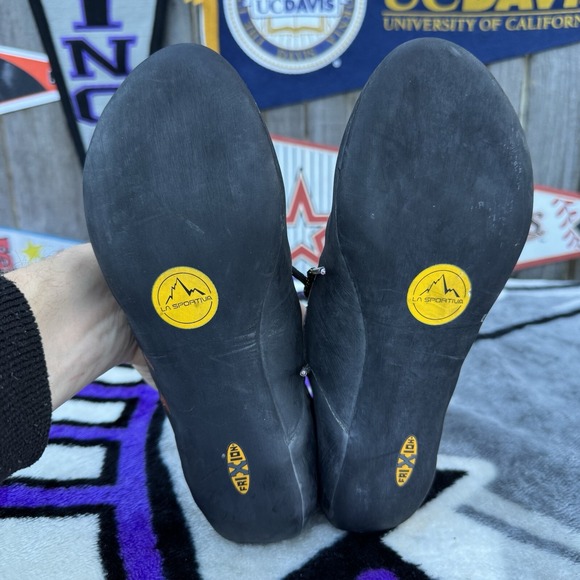 Size 7 - La Sportiva Tarantulace Men's Black Red Leather Athletic Shoes - Picture 5 of 7